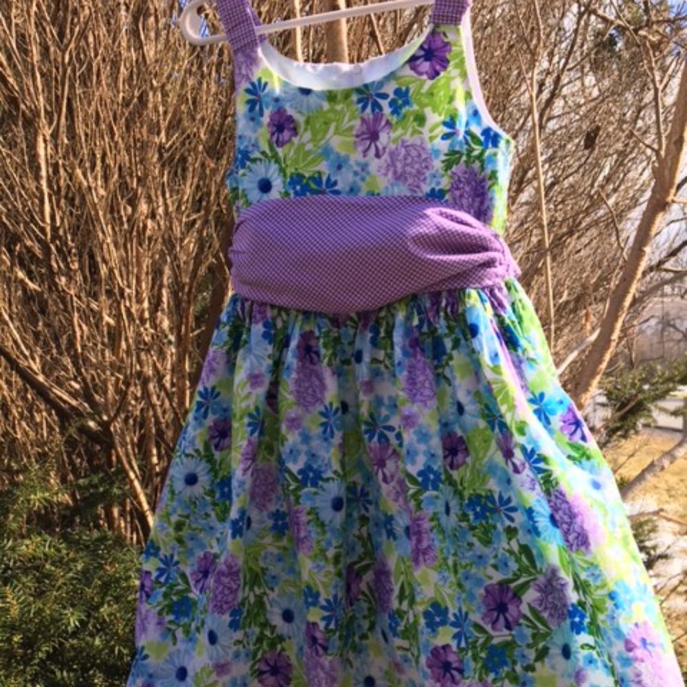 Adorable,NWOT, Jessica Ann, Flowered with Purple Gingham Accents Party Dress